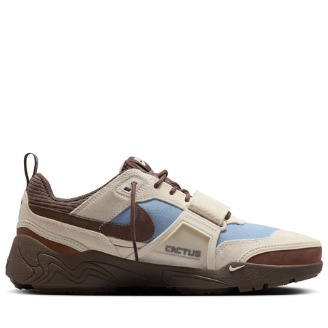 Travis Scott x Nike Zoom Field Jaxx - Leche Blue/Baroque Brown