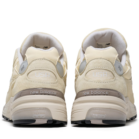 New Balance Made In USA 992 - Calcium/Raw Almond